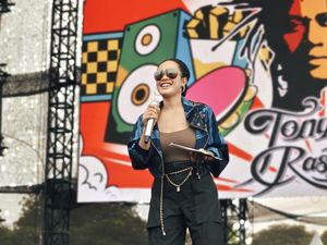 Shinta Bachir Banting Setir Jadi MC Acara Musik? Shinta Bachir Banting Setir Jadi MC Acara Musik?