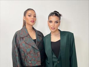 Raisa dan Tasya Farasya Foto Bareng Raisa dan Tasya Farasya Foto Bareng