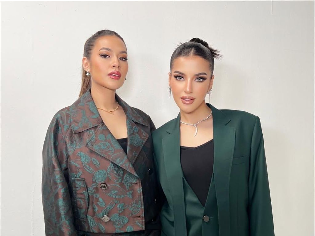 Raisa dan Tasya Farasya Foto Bareng Raisa dan Tasya Farasya Foto Bareng
