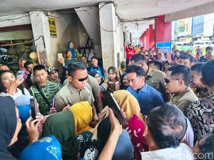 Wapres Gibran Datangi Pasar Jagasatru, Cek Harga-Pasokan Pangan Wapres Gibran Datangi Pasar Jagasatru, Cek Harga-Pasokan Pangan