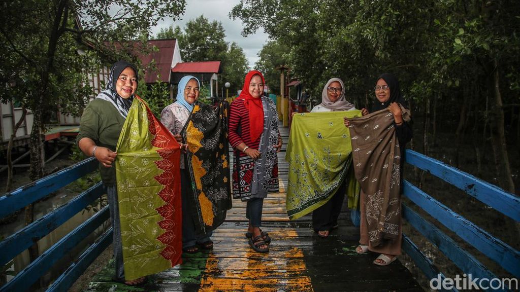 Dari Bakau Jadi Batik, Inovasi Hijau Warga Pantai Sejarah Dari Bakau Jadi Batik, Inovasi Hijau Warga Pantai Sejarah