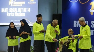 Hangatnya Momen Berbagi di Panti Sosial Jakarta Hangatnya Momen Berbagi di Panti Sosial Jakarta