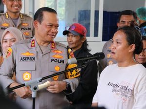 Maryanti Senang Anaknya Dapat MBG dari SPPG Polda Metro: Menu Variatif Maryanti Senang Anaknya Dapat MBG dari SPPG Polda Metro: Menu Variatif