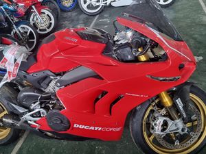 Bea Cukai Lelang Honda Super Cub-Ducati Panigale, Mulai Rp 3 Jutaan! Bea Cukai Lelang Honda Super Cub-Ducati Panigale, Mulai Rp 3 Jutaan!