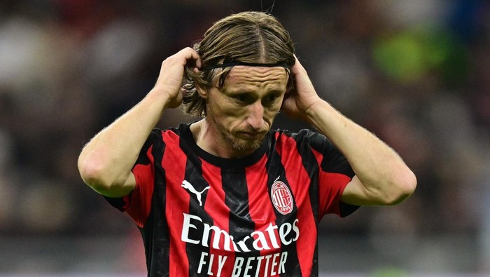 Luka Modric Soccer Football - Serie A - AC Milan v Pisa SC - San Siro, Milan, Italy - October 24, 2025 AC Milans Luka Modric during the match REUTERS/Daniele Mascolo