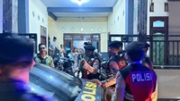 Pria Bangkalan Nekat Pakai Hijab Masuk Kos Putri untuk Temui Eks Pacar