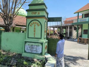 Inilah Ponpes Al Hamdaniyah yang Awali Dakwah di Sidoarjo Sejak 1787 Inilah Ponpes Al Hamdaniyah yang Awali Dakwah di Sidoarjo Sejak 1787