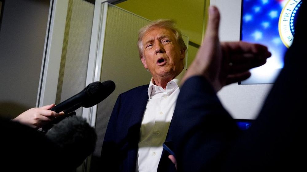 Trump Sanksi Dua Produsen Minyak Rusia Usai Negosiasi Buntu