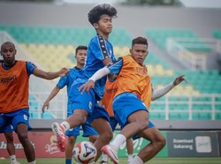 PSIS Ungguli Persela 1-0 di Babak Pertama PSIS Ungguli Persela 1-0 di Babak Pertama