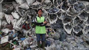 Warga Sumut Ubah Sampah Jadi Sumber Rezeki