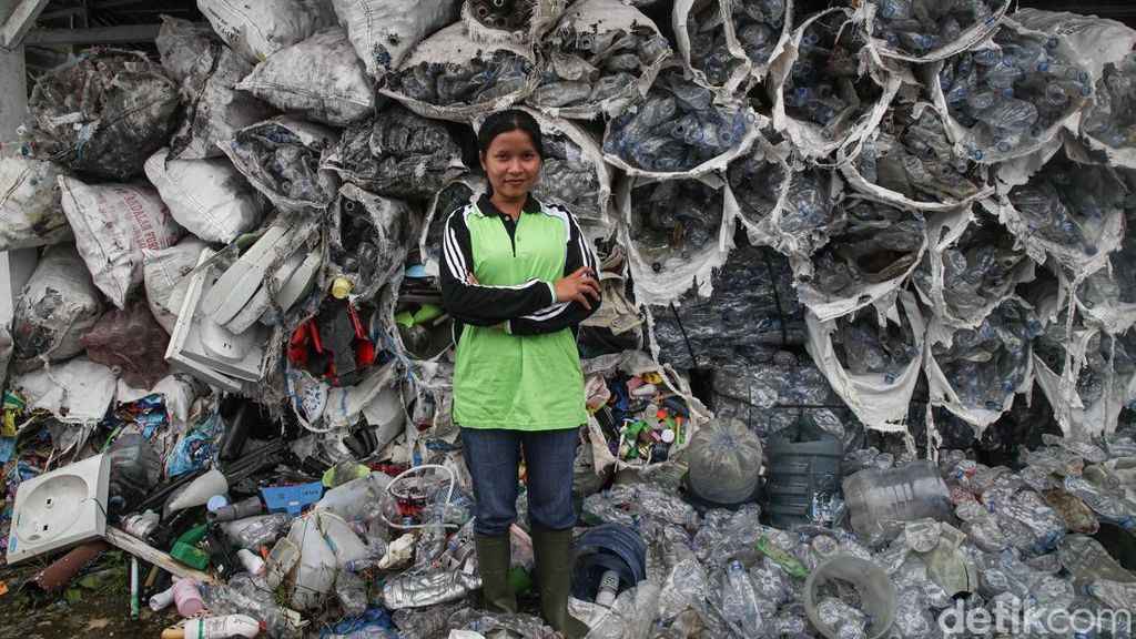 Warga Sumut Ubah Sampah Jadi Sumber Rezeki Warga Sumut Ubah Sampah Jadi Sumber Rezeki
