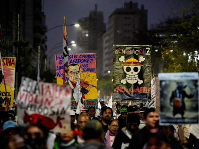 Aksi Warga Peru Protes Lonjakan Kejahatan dan Kekerasan Polisi