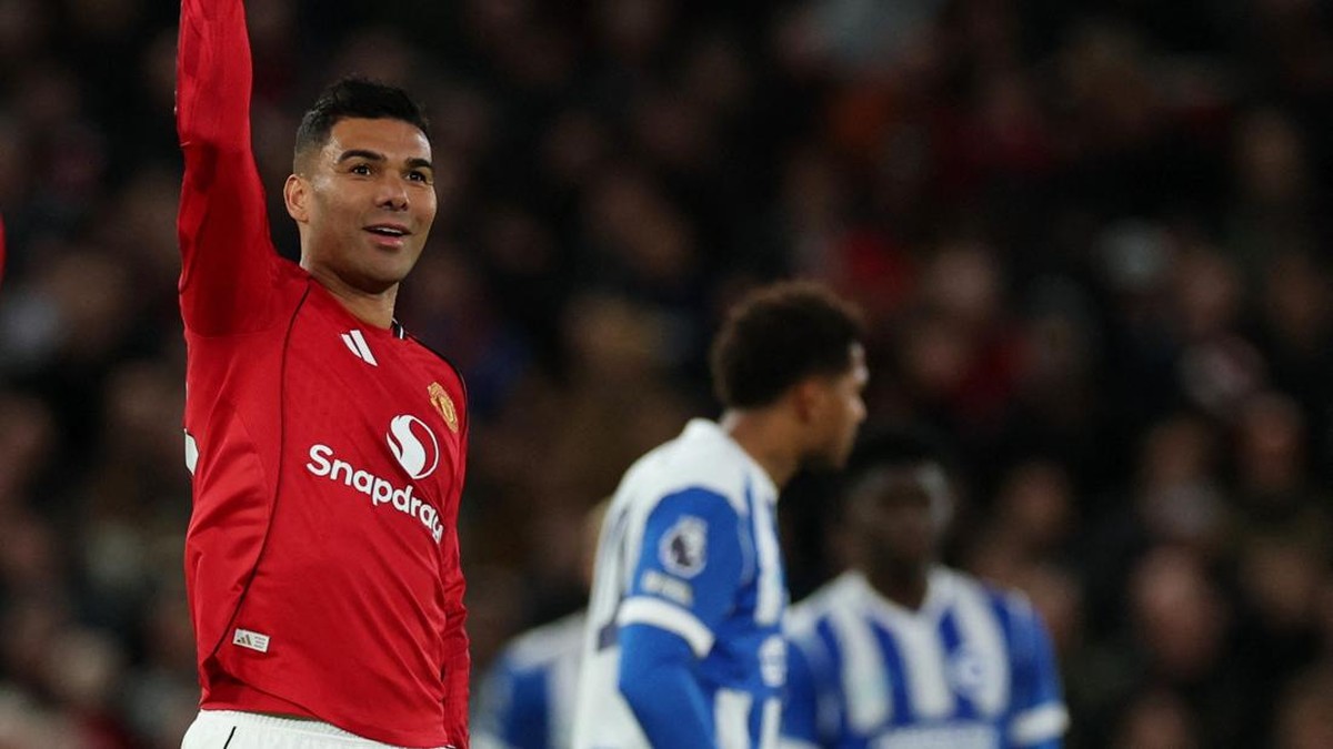 MU vs Brighton di babak pertama. (Foto: REUTERS/Phil Noble)