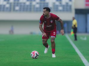 Bek Persis Solo Jordy Tutuarima Cedera, Harus Menepi 2-3 Minggu