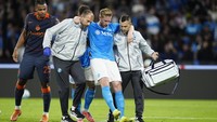 De Bruyne Cedera Usai Tendang Penalti, Napoli Waswas De Bruyne Cedera Usai Tendang Penalti, Napoli Waswas