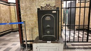 Intip Koleksi Brankas Raksasa Museum Mandiri, Beratnya Setara Gajah!