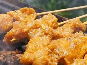 10 Kuliner Ekstrem Tradisional asal Bali, Berbahan Darah hingga Ular