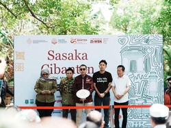 Menbud Resmikan Monumen Simbolis Jalur Masuk Cornelis de Houtman Menbud Resmikan Monumen Simbolis Jalur Masuk Cornelis de Houtman