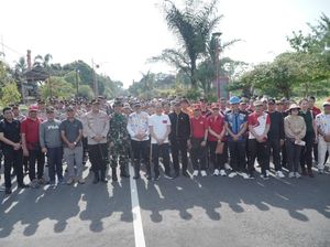 Jelang Musim Hujan, Pemkab Bangli Gotong Royong Bersih-bersih Sungai