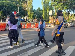 Kala Mojang Lodaya Turun Gunung Patroli Atur Lalu Lintas di CFD Bogor