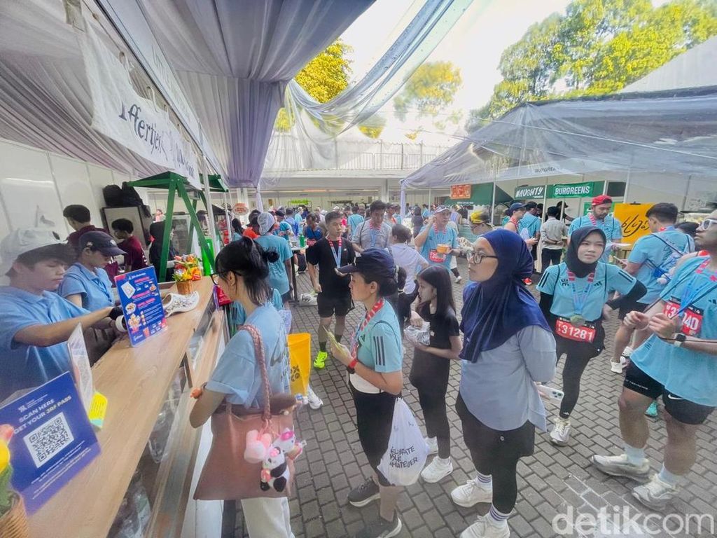 Semangat UMKM Lokal Meriahkan JRF 2025 Semangat UMKM Lokal Meriahkan JRF 2025