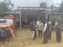 Tengkulak Sawit di Pandeglang Tewas Usai Duel Lawan 3 Orang Tengkulak Sawit di Pandeglang Tewas Usai Duel Lawan 3 Orang