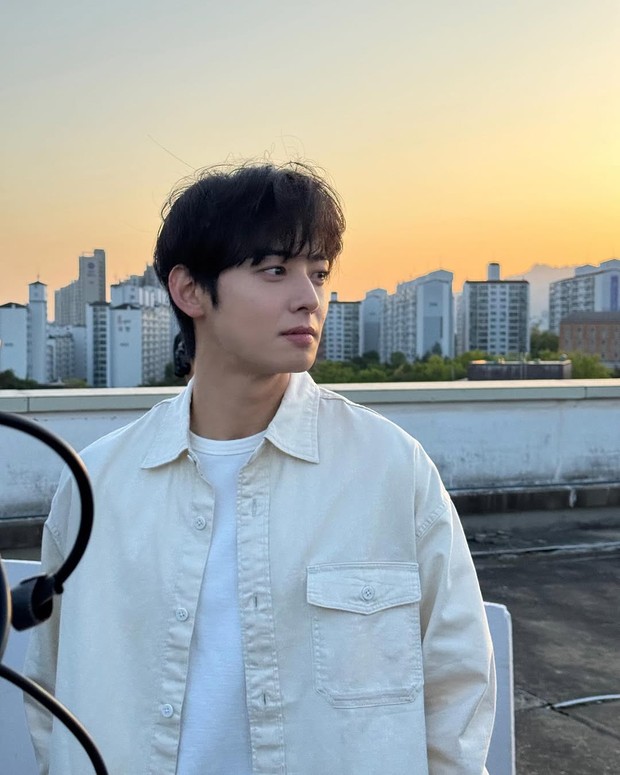 Artis Korea terganteng Cha Eun Woo/Foto: Instagram @eunwo.o_c