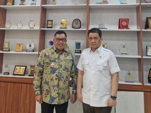 Bupati Takalar Minta Dukungan Kemendes Bangun Akses Air-Listrik di Tanakeke Bupati Takalar Minta Dukungan Kemendes Bangun Akses Air-Listrik di Tanakeke