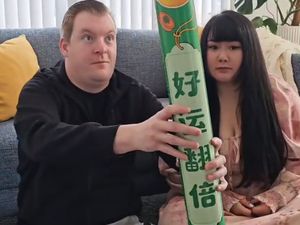 Unik Banget, Ada Camilan Ukuran Raksasa di Supermarket Ini