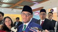Kemenhaj Pastikan Umrah Mandiri Legal-Dilindungi, Siapkan Aturan Turunan Kemenhaj Pastikan Umrah Mandiri Legal-Dilindungi, Siapkan Aturan Turunan