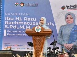 Kemendes Ajak Desa Bangun Ekonomi Hijau Lewat Pewarna Alam Wastra Lokal Kemendes Ajak Desa Bangun Ekonomi Hijau Lewat Pewarna Alam Wastra Lokal