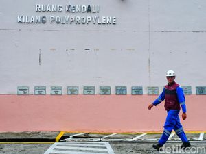 Melihat Kilang Pertamina Plaju yang Mampu Produksi Polytam 6,1 Ton per Jam Melihat Kilang Pertamina Plaju yang Mampu Produksi Polytam 6,1 Ton per Jam