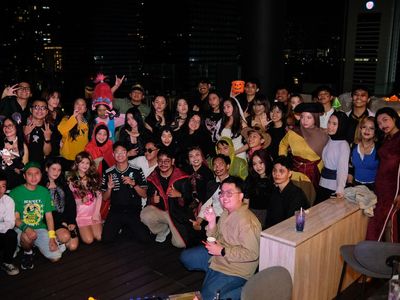Kostum-kostum kece warga JoinDong di Strangers Halloween Party