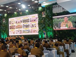 Seloroh Mendagri ke Pemda yang Minta Tambahan Anggaran: Digetok Kepalanya Seloroh Mendagri ke Pemda yang Minta Tambahan Anggaran: Digetok Kepalanya