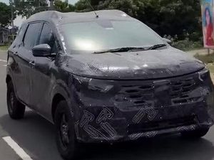 Nissan Siapkan Mobil MPV 7-Seater Baru, Ini Bocorannya Nissan Siapkan Mobil MPV 7-Seater Baru, Ini Bocorannya