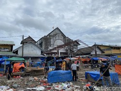 Pemkot Parepare Tertibkan 200 Pedagang di Pasar Lakessi Pakai Badan Jalan