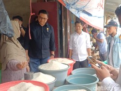 Bapanas Sidak di Pasar Sentral Pangkep, Pastikan Harga Beras Sesuai HET