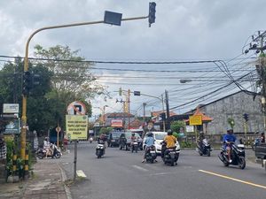 Mati Sepekan Lebih, Traffic Light di Karangasem Tak Kunjung Diperbaiki Mati Sepekan Lebih, Traffic Light di Karangasem Tak Kunjung Diperbaiki