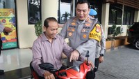 Wawan dan Agus Semringah Mobil-Motornya yang Hilang Berhasil Ditemukan Polisi