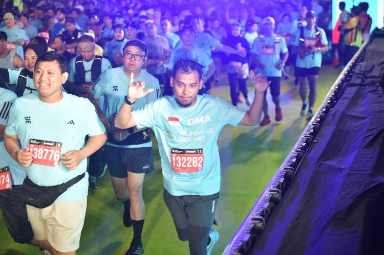 Le Minerale Running Squad: Pembuka Garis Finis Perdana Ratusan Pelari di JRF 2025