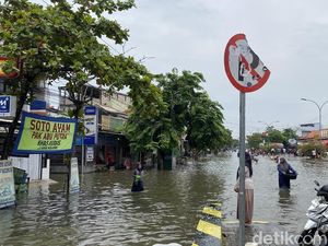 BPBD Ungkap 2 Orang Meninggal Imbas Banjir Semarang BPBD Ungkap 2 Orang Meninggal Imbas Banjir Semarang