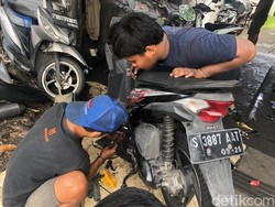 Puluhan Motor Brebet Habis Isi Pertalite, Bahlil Bilang Begini Puluhan Motor Brebet Habis Isi Pertalite, Bahlil Bilang Begini