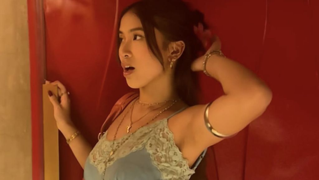 Sosok Emman Atienza, Influencer 19 Tahun Bunuh Diri Usai Melawan Bipolar Sosok Emman Atienza, Influencer 19 Tahun Bunuh Diri Usai Melawan Bipolar