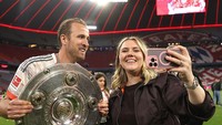 Istri Larang Kane Balik ke Premier League Istri Larang Kane Balik ke Premier League