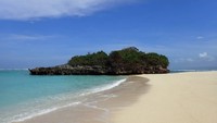 Duh, Turis Asing Jadi Korban Pencurian di Pantai Marosi Sumba Barat