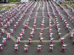 Ratusan Pelajar Padukan Semangat Sumpah Pemuda dalam Tari Jaipong Kolosal