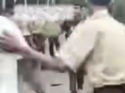 Video: Aksi Perundungan Pelajar di Langkat Viral, 2 Siswa Diamankan Polisi Video: Aksi Perundungan Pelajar di Langkat Viral, 2 Siswa Diamankan Polisi
