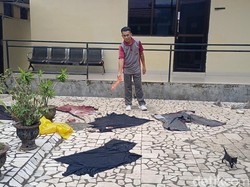 Warga Memanas-Bakar Motor Usai Duel Maut 2 Pria di Pangkep, Polisi Disiagakan Warga Memanas-Bakar Motor Usai Duel Maut 2 Pria di Pangkep, Polisi Disiagakan