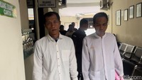 2 Kurir Rokok Ilegal di Mojokerto Dituntut 3 Tahun Bui Usai Rugikan Rp 378 Juta 2 Kurir Rokok Ilegal di Mojokerto Dituntut 3 Tahun Bui Usai Rugikan Rp 378 Juta