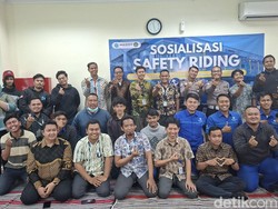 Satlantas Polresta Sidoarjo Edukasi Safety Riding ke Karyawan Industri